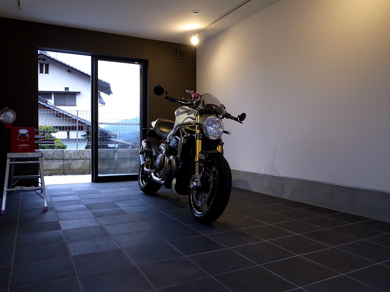 Y S Garage 新築ハイグレード賃貸ガレージハウス